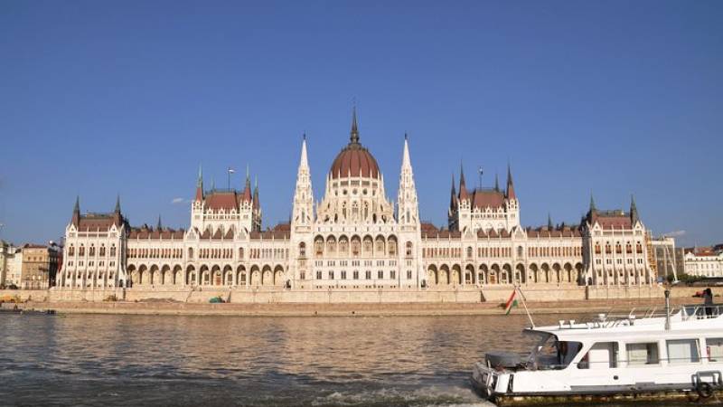 Budapest Parliament Tour Including Hotel Pick-Up