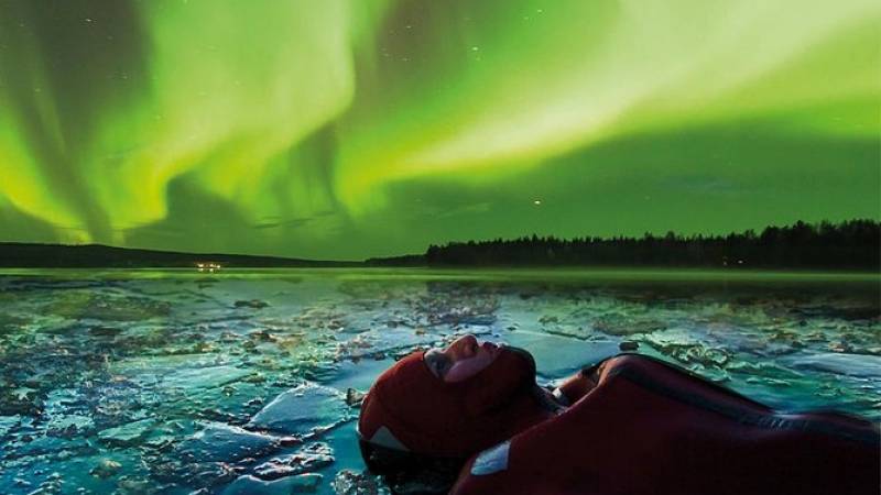 Aurora Ice Floating in Rovaniemi