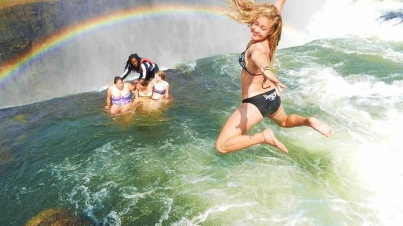 Small-Group Devil's Pool and Livingstone Island Tour