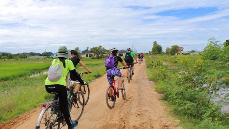 Killing Field & Paddy Rice Fields Bike Ride