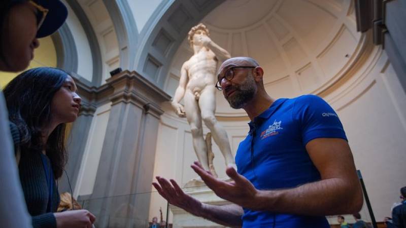 Skip-the-Line to Uffizi & Accademia with Michelangelo's David - Small Group Tour