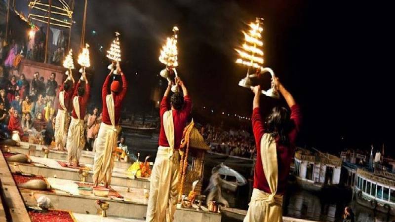 Witness Varanasi evening prayer ceremony with private boat