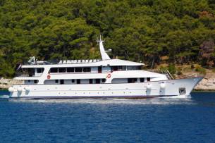 Adriatic Pearl Exterior