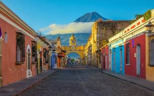 Antigua street - highlights of Guatemala & Belize
