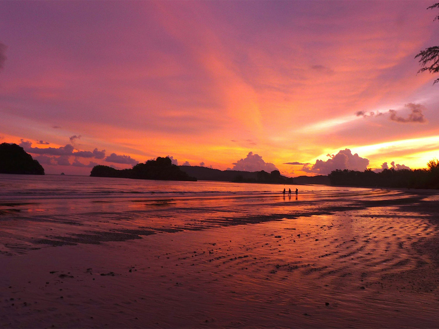 Day 4 - Krabi at Leisure or Optional Islands Tour