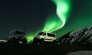 Arctic Aurora 4X4 Adventure main image - super jeep