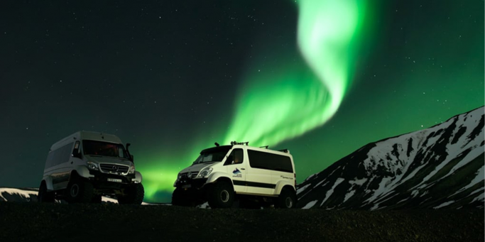 4X4 safari in search of the Northern Lights | Iceland