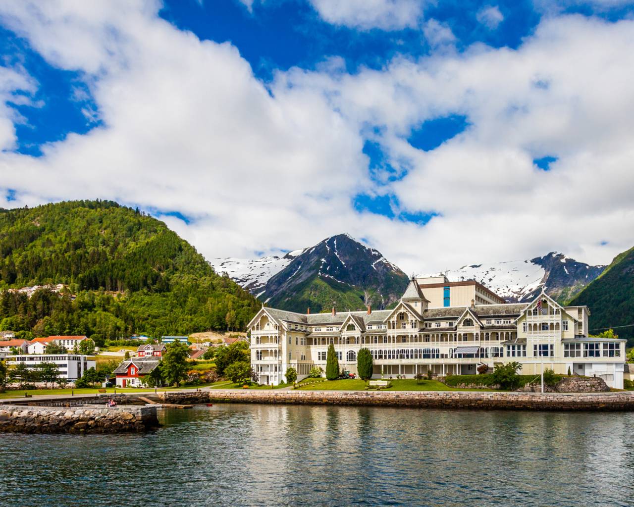 Norwegian Fjord Tour In 7 Days On The Go Tours