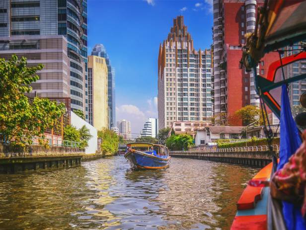 Chatuchak Market in Bangkok - On the Go Tours