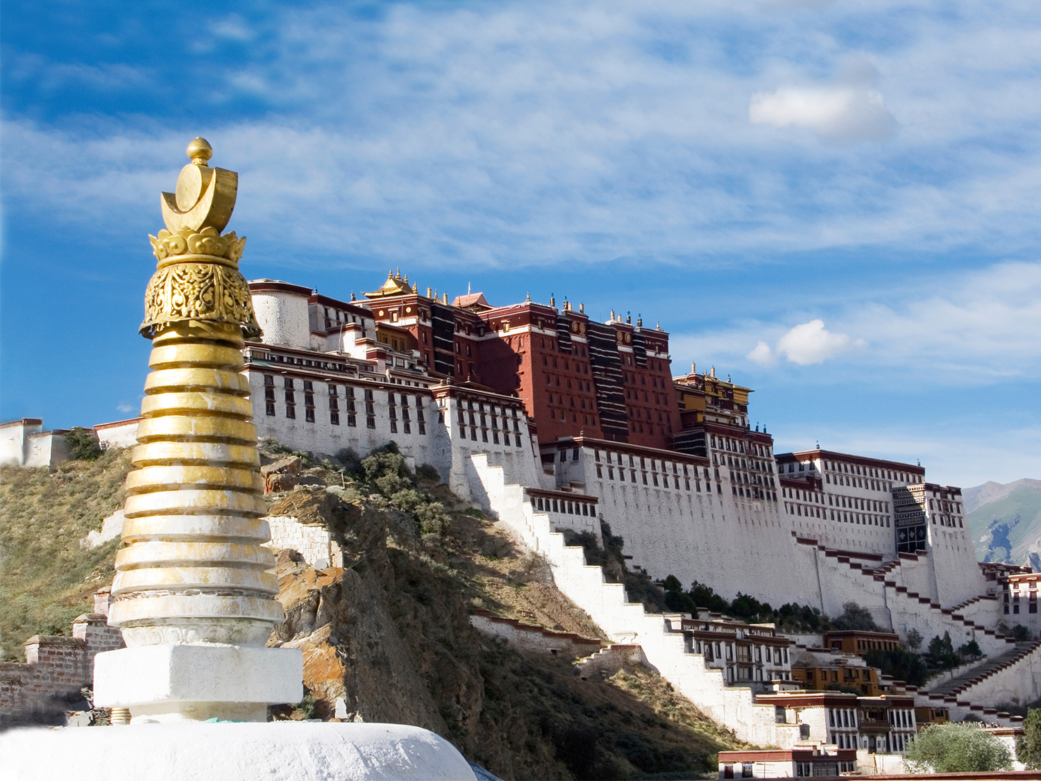 Beijing, Xi’an, Lhasa & Shanghai (4-5 Star) - 13 days 