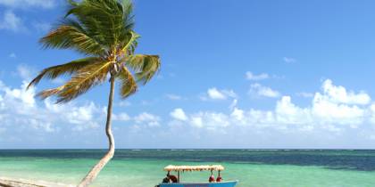 Belize ocean scene - Best time to visit - On The Go Tours