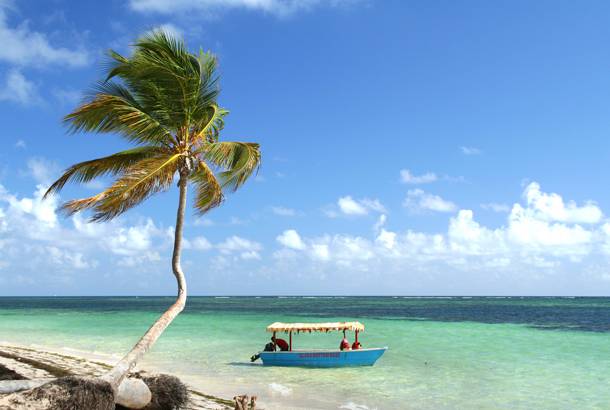 Belize ocean scene - Best time to visit - On The Go Tours