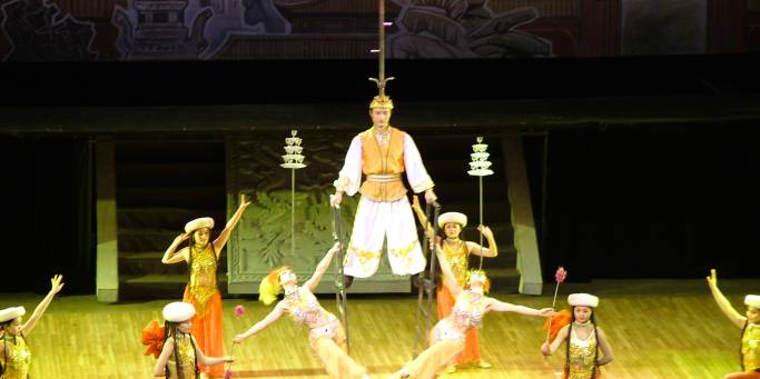 Chinese acrobatic show | Beijing | China	