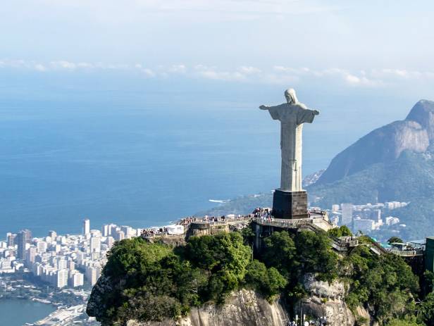 The sweeping bay of Ipanema beach in Rio de Janeiro