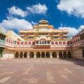 A-sunny-blue-sky-day-at-the-Amber-Fort-in-Jaipur