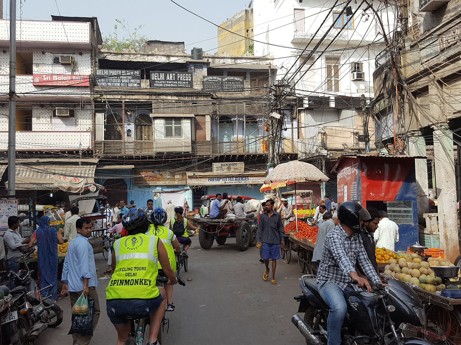 Exploring the backstreets of Delhi by bike | India
