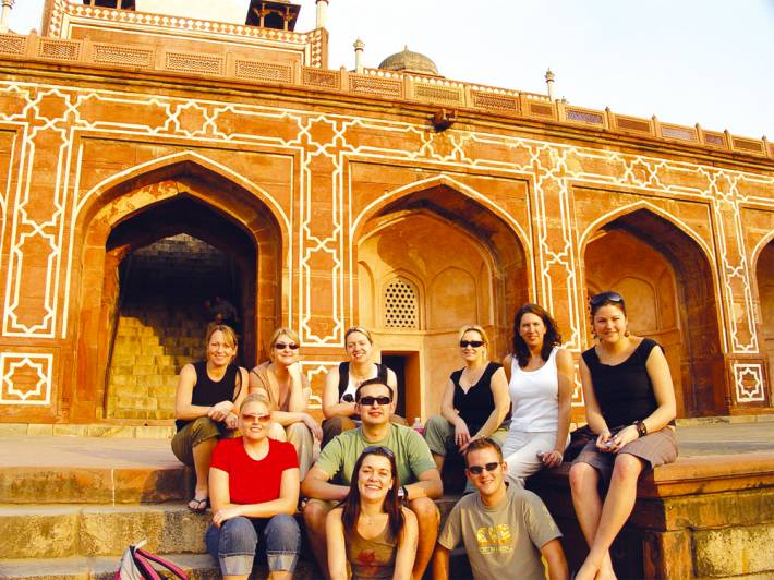 Delhi-to-Darjeeling-Itinerary-1-Group-Tour-India
