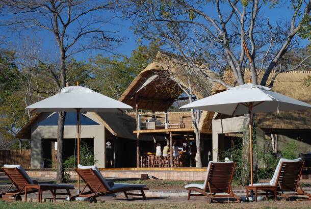 Elephants-Eye-Eco-Lodge-Hwange-NP-Zimbabwe