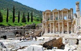 Ephesus-Library-of-Celsus-Turkey