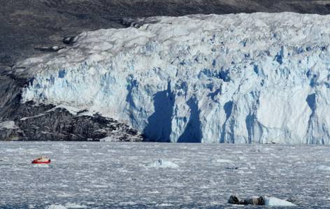 Eqi glacier - Greenland excursions - On The Go Tours