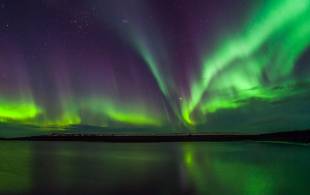 Essential Iceland Aurora - Iceland - On The Go Tours