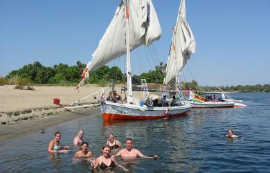 Felucca sailing and swimming in the River Nile | Egypt