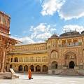 A-sunny-blue-sky-day-at-the-Amber-Fort-in-Jaipur