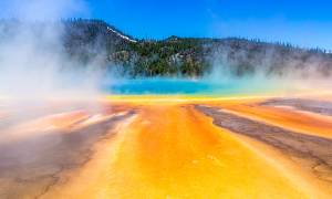 Geothermal activity at Yellowstone National Park in America - North America Tours - On The Go Tours