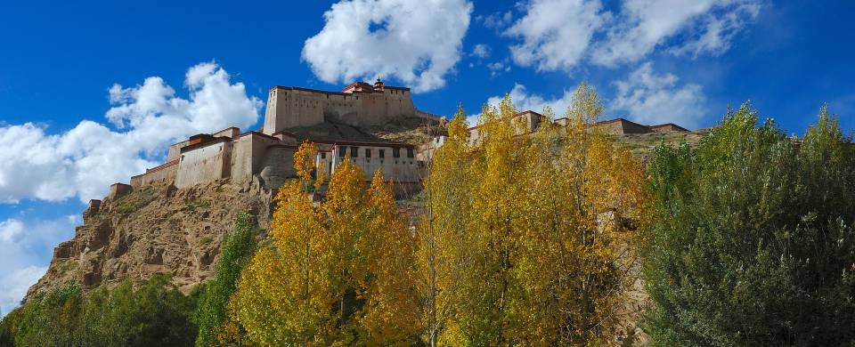 Fort on top of a hill in Gyantse