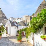 Traditional Trulli houses in Alberobello | Puglia | Italy