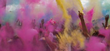 Holi Festival FAQ page tab menu image - On The Go Tours