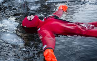 Ice Lake Floating 3 - Finland - On The Go Tours