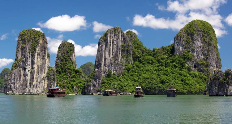 tourhub | On The Go Tours | Best of Vietnam for Teenagers - 9 days | 2302/FBVT