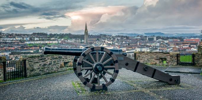 Siege cannon on Derry city walls | Northern Ireland