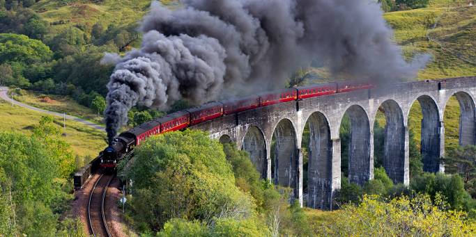 Jacobitye steam train - scotland