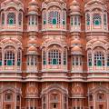 A-sunny-blue-sky-day-at-the-Amber-Fort-in-Jaipur