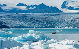 Jokulsarlon Glacier Lagoon and Vatnajokull Glacier - Iceland
