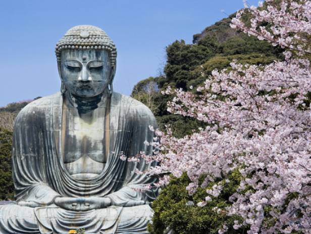 Giant Buddha of Kamakura made from bronze