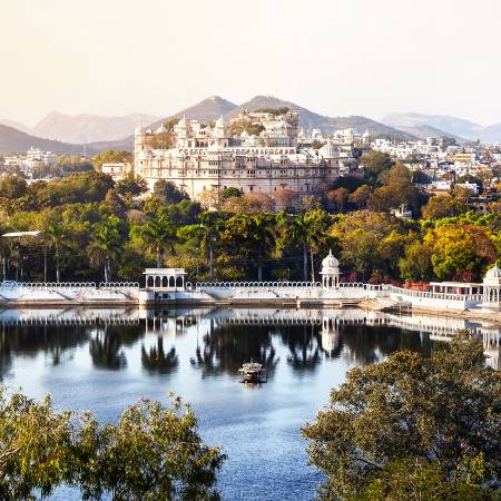 Lake Pichola and Udaipur Palace - India Tours - On The Go Tours