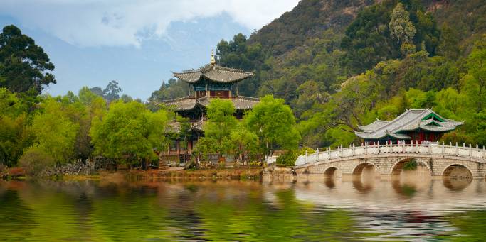 Lake Temple in Lijiang | China