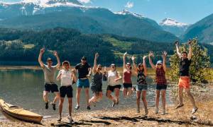 Lake-Revelstoke-Kayaking-1-MOOSE TRAVELS