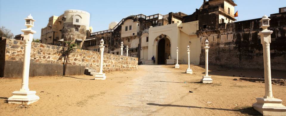 The historical Mandawa Fort in Mandawa