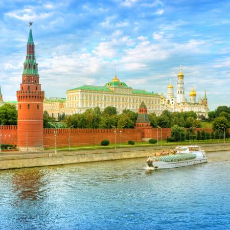 Moscow Kremlin at sunset - Russia Tours - On The Go Tours