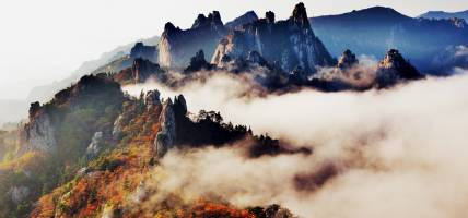 Mt-Seoraksan-National-Park-Tab