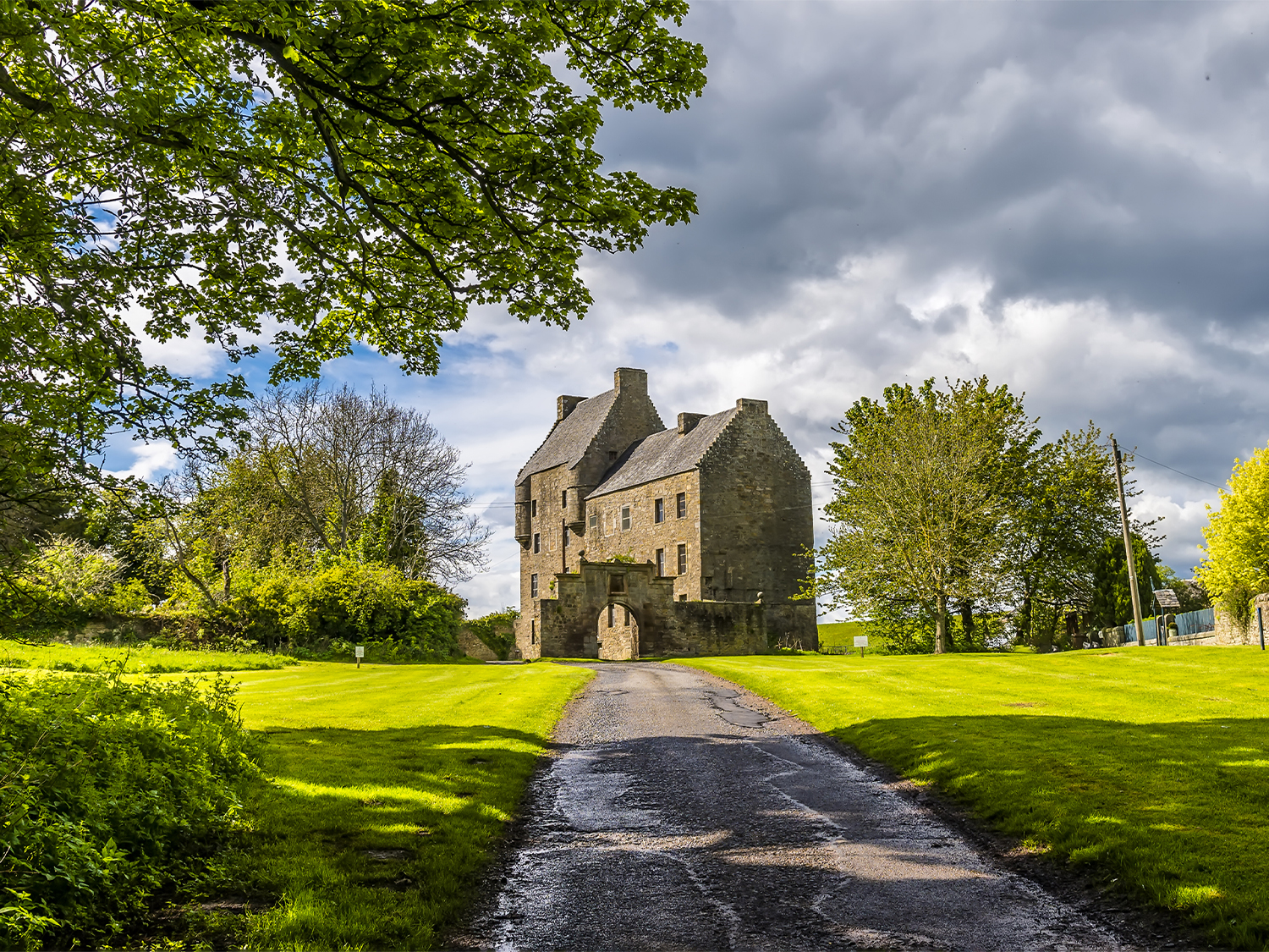 Outlander TV Trail (Hotel) - 4 days