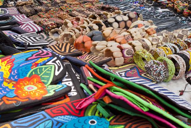 Panama crafts and souvenirs - Top Travel Tips - On The Go Tours