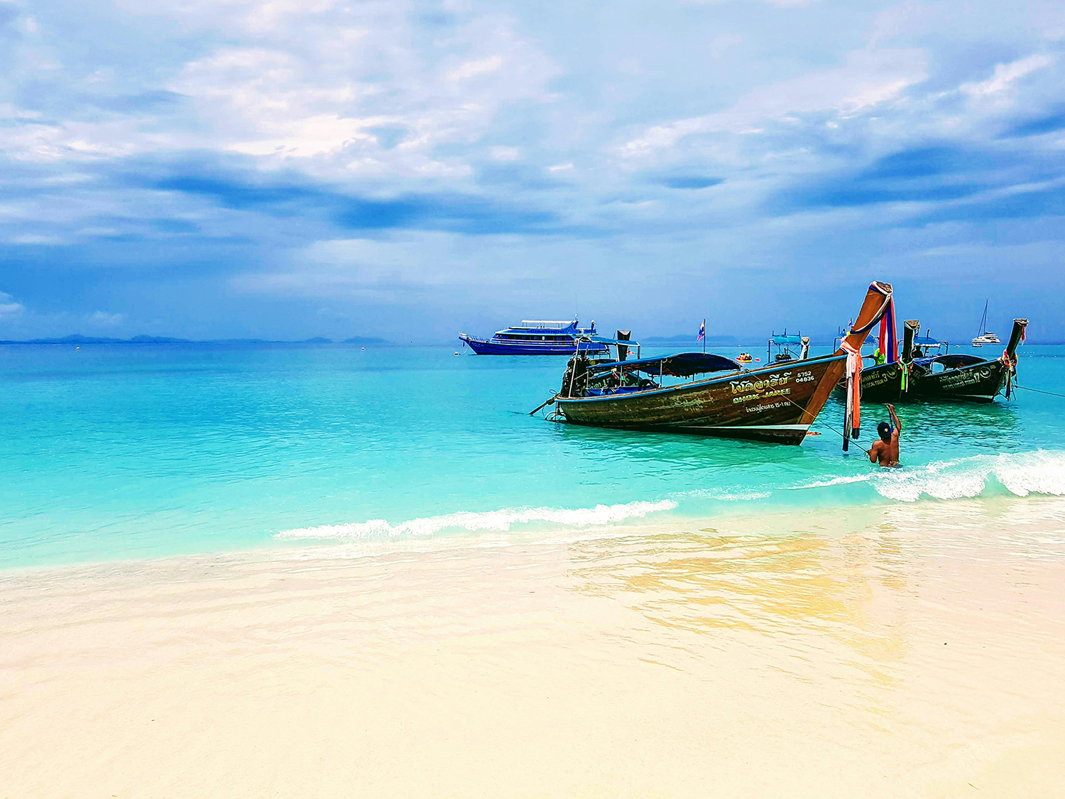 Phi Phi Islands beaches - Thailand
