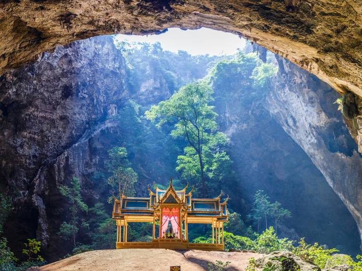 Phraya Nakhon Cave