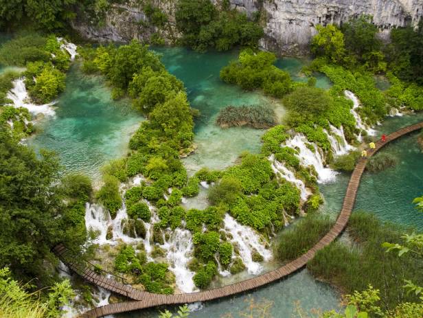 Boardwalk winding through the Plitvice National Park