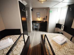 Premier Twin Cabin - Antarctica Expedition Cruises - On The Go Tours